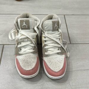 Nike Air Jordan’s used 2 times
